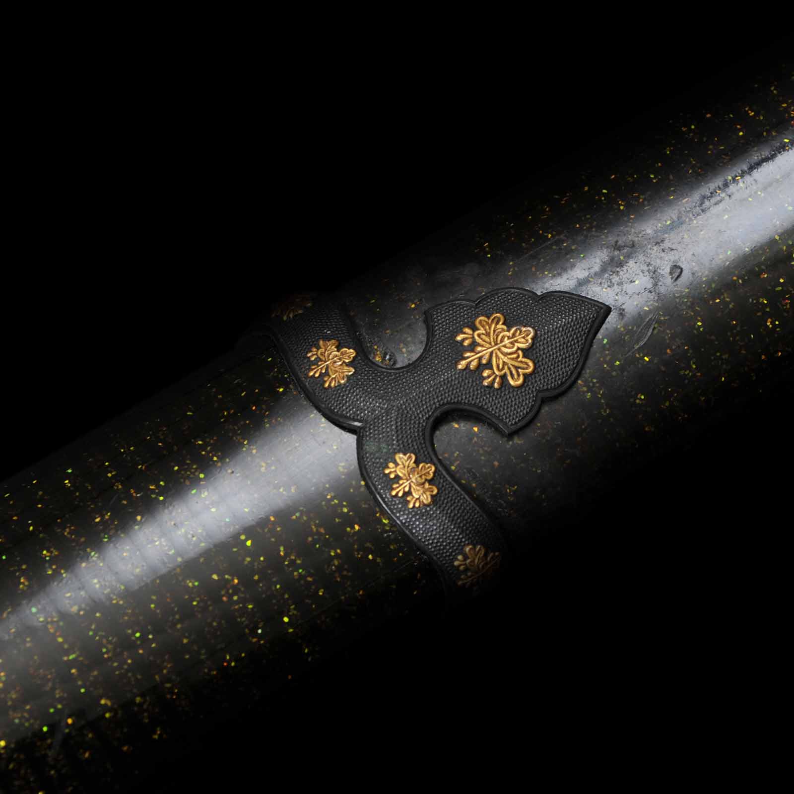Katana - Kanemoto - NBTHK Certificate - Uchigatana/Shirasaya(Sayagaki by Kanzan) Koshirae - Ubu Nakago - Koto Era - Image 35
