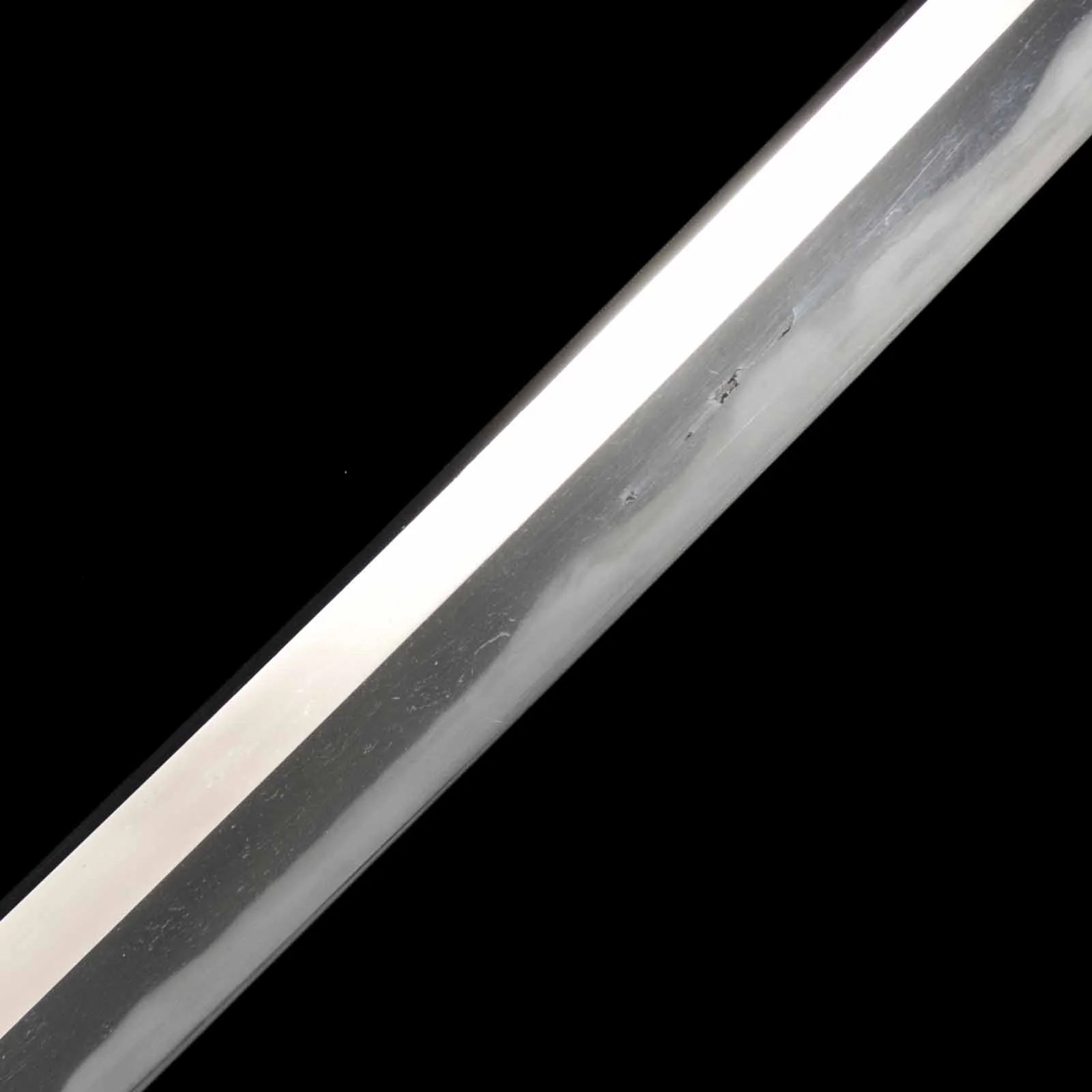 Katana - Mumei(No Signature) - NBTHK Tokubetsu Kicho Certificate(Ujifusa) - Uchigatana/Shirasaya Koshirae - Suriage Nakago - Shinto Era - Kanagawa 47155 - Image 16