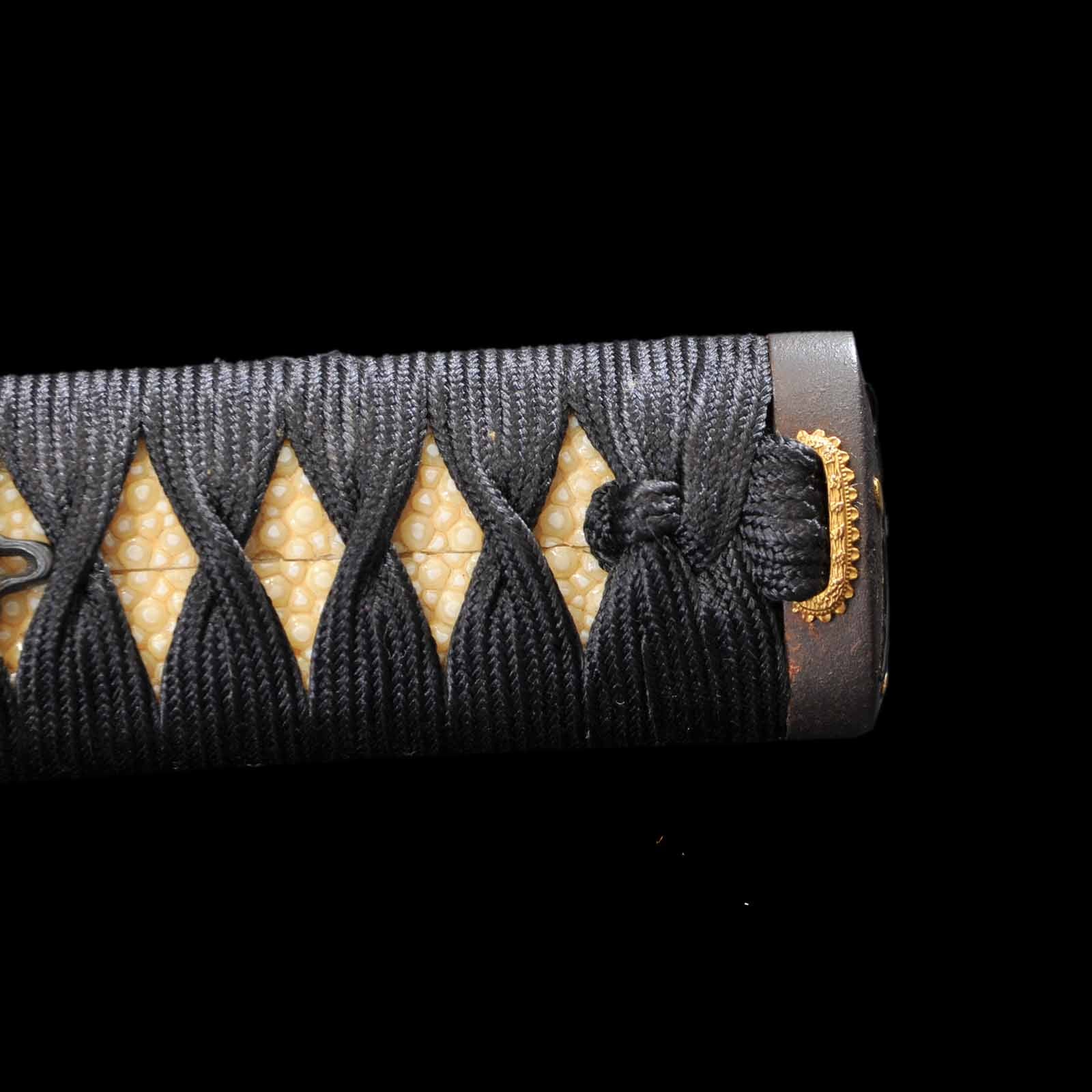 Katana - Mumei(No Signature) - NBTHK Tokubetsu Kicho Certificate(Ujifusa) - Uchigatana/Shirasaya Koshirae - Suriage Nakago - Shinto Era - Kanagawa 47155 - Image 35