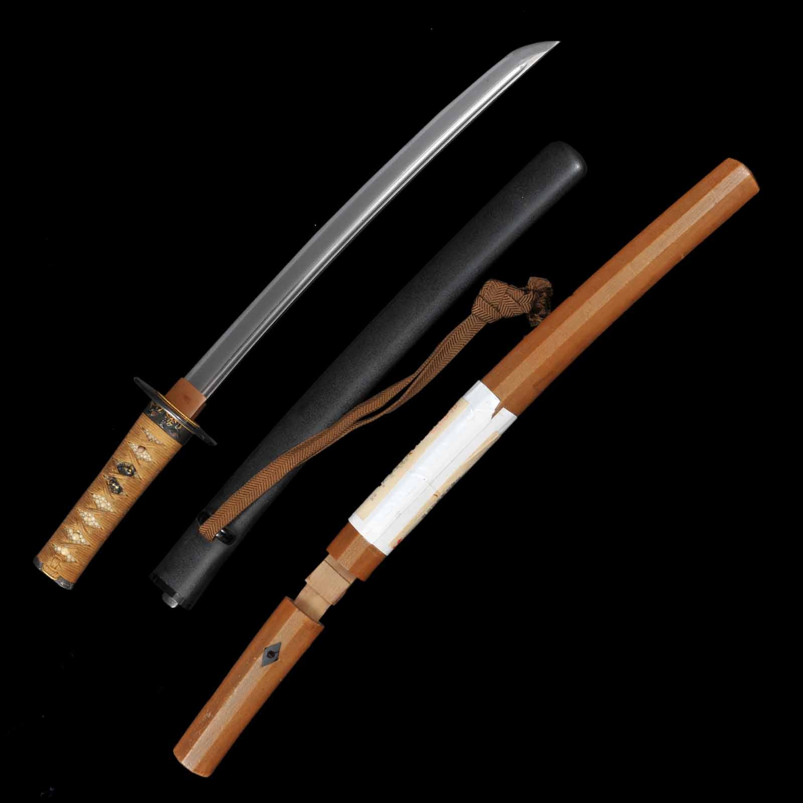 Katana/Wakizashi Daisho Set - Masahisa(Katana)/Mumei(Wakizashi) - NBTHK Certificate - Uchigatana/Shirasaya Koshirae - Ubu Nakago - Koto Era - Image 3