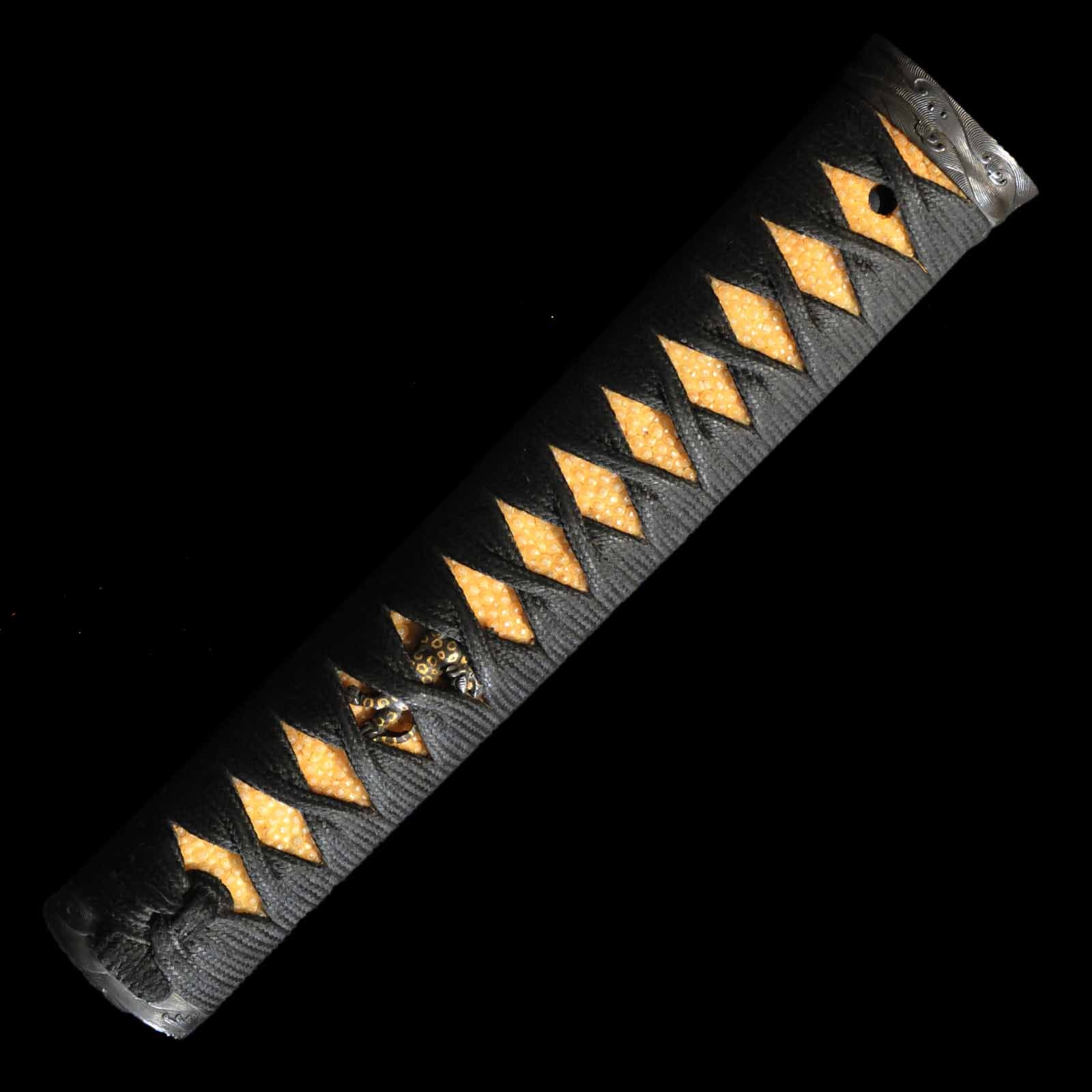 Katana - Yoshikuni - NBTHK Hozon/Tokubetsu Kicho Certificate - Uchigata/Shirasaya Koshirae - Ubu Nakago - Shinto Era - Tokyo 325211 - Image 27