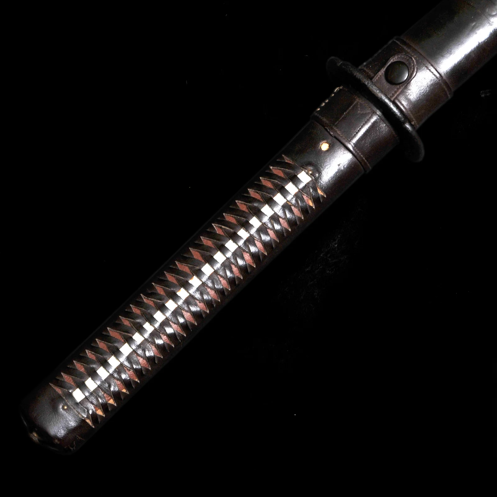 Wakizashi -Yoshitsuna - Gunto Koshirae - Ubu Nakago - Shinto Era - Image 13